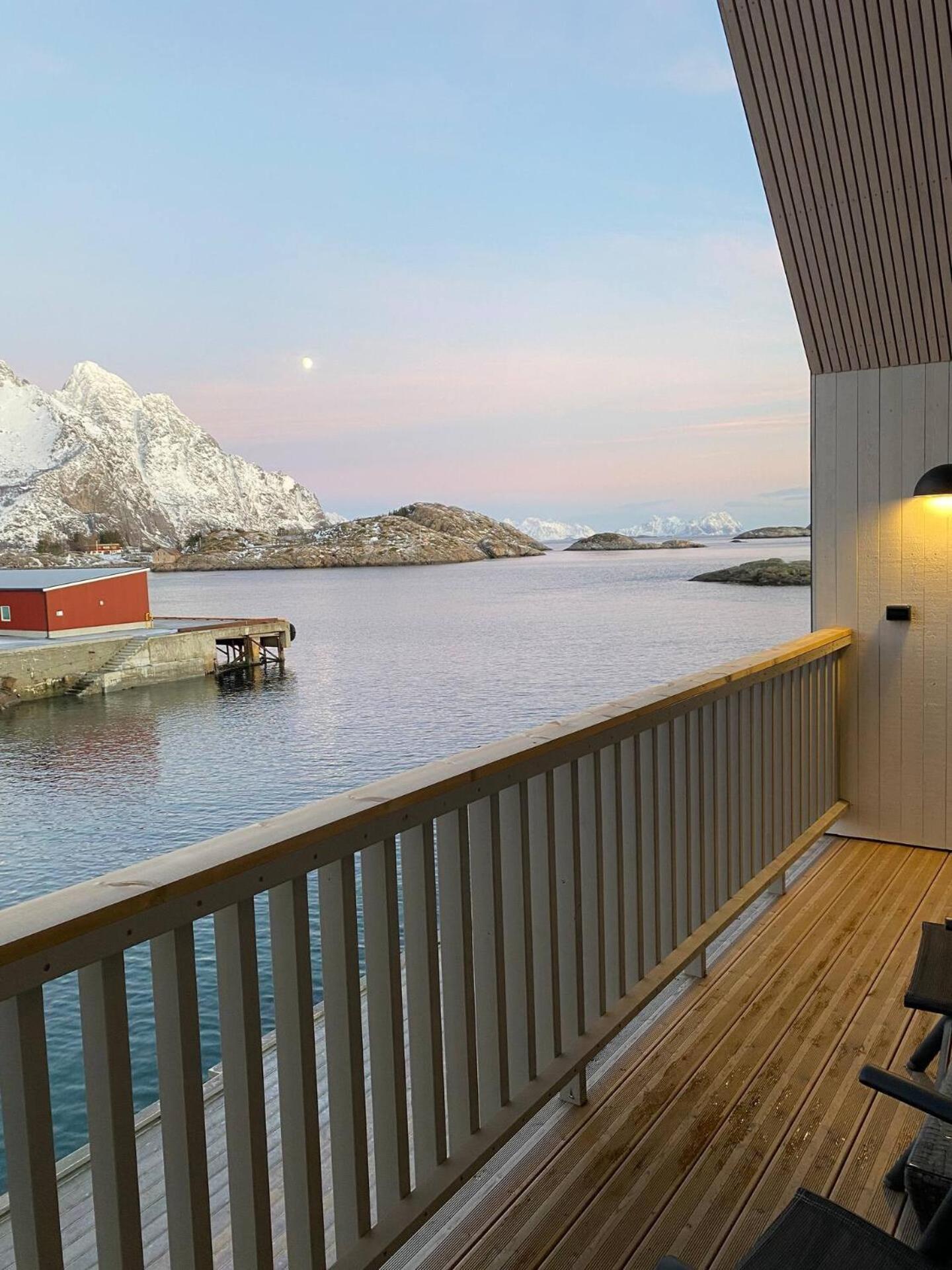 Ny Leilighet I Henningsvaer! Екстер'єр фото